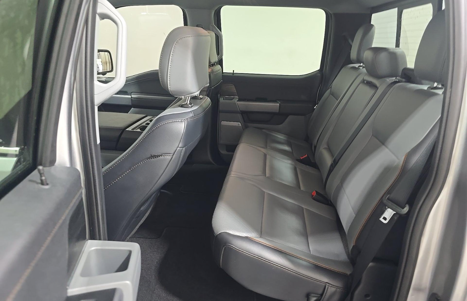 Used 2025 Ford F150 Lariat w/ Bed Utility Package AWD/4WD image 12