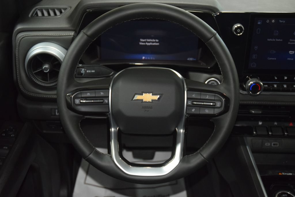 Used 2024 Chevrolet Colorado LT w/ LT Convenience Package III AWD/4WD image 39