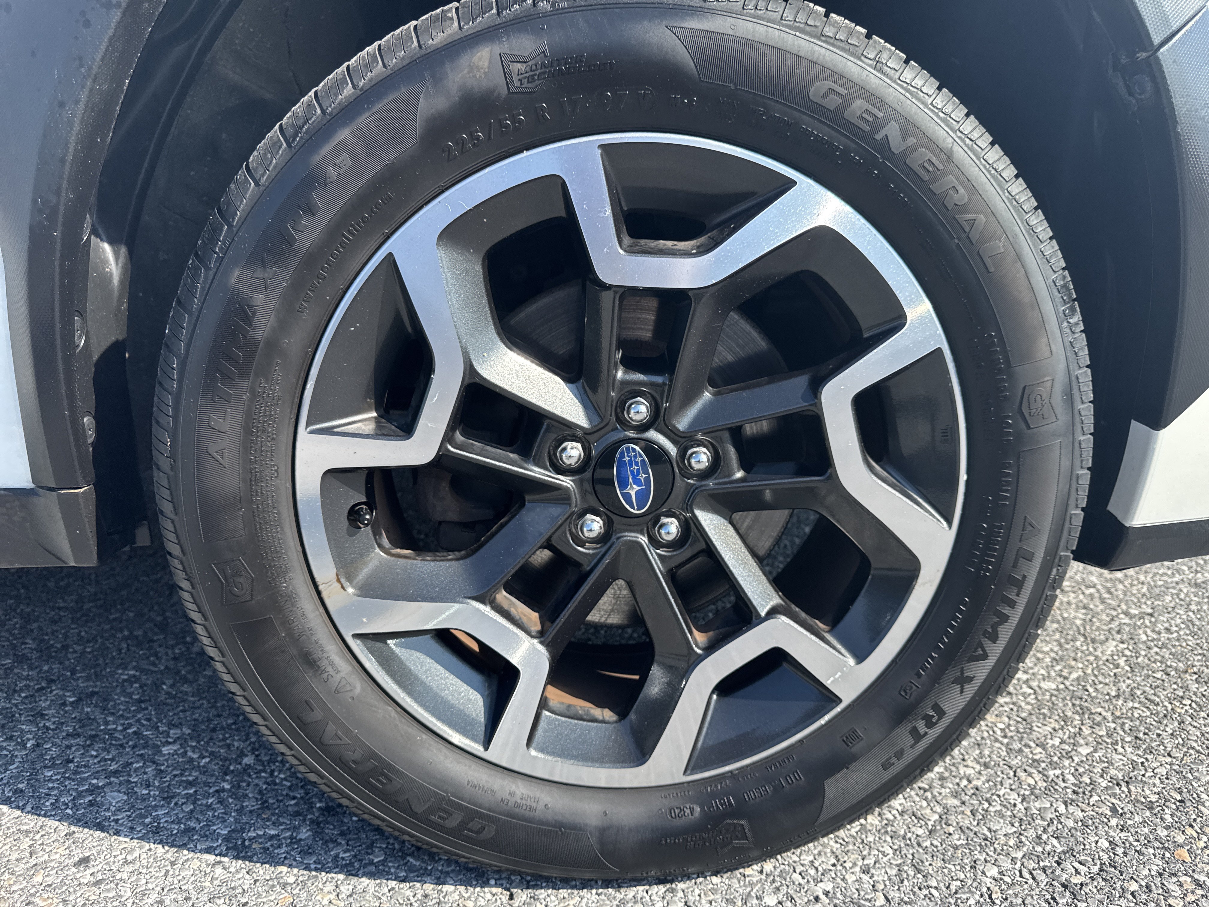 Used 2017 Subaru Crosstrek 2.0i Premium AWD/4WD image 30