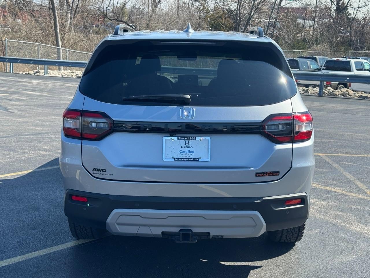 Certified 2025 Honda Pilot TrailSport image 7