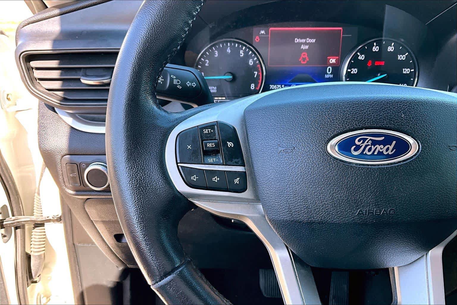Used 2021 Ford Explorer XLT RWD image 22