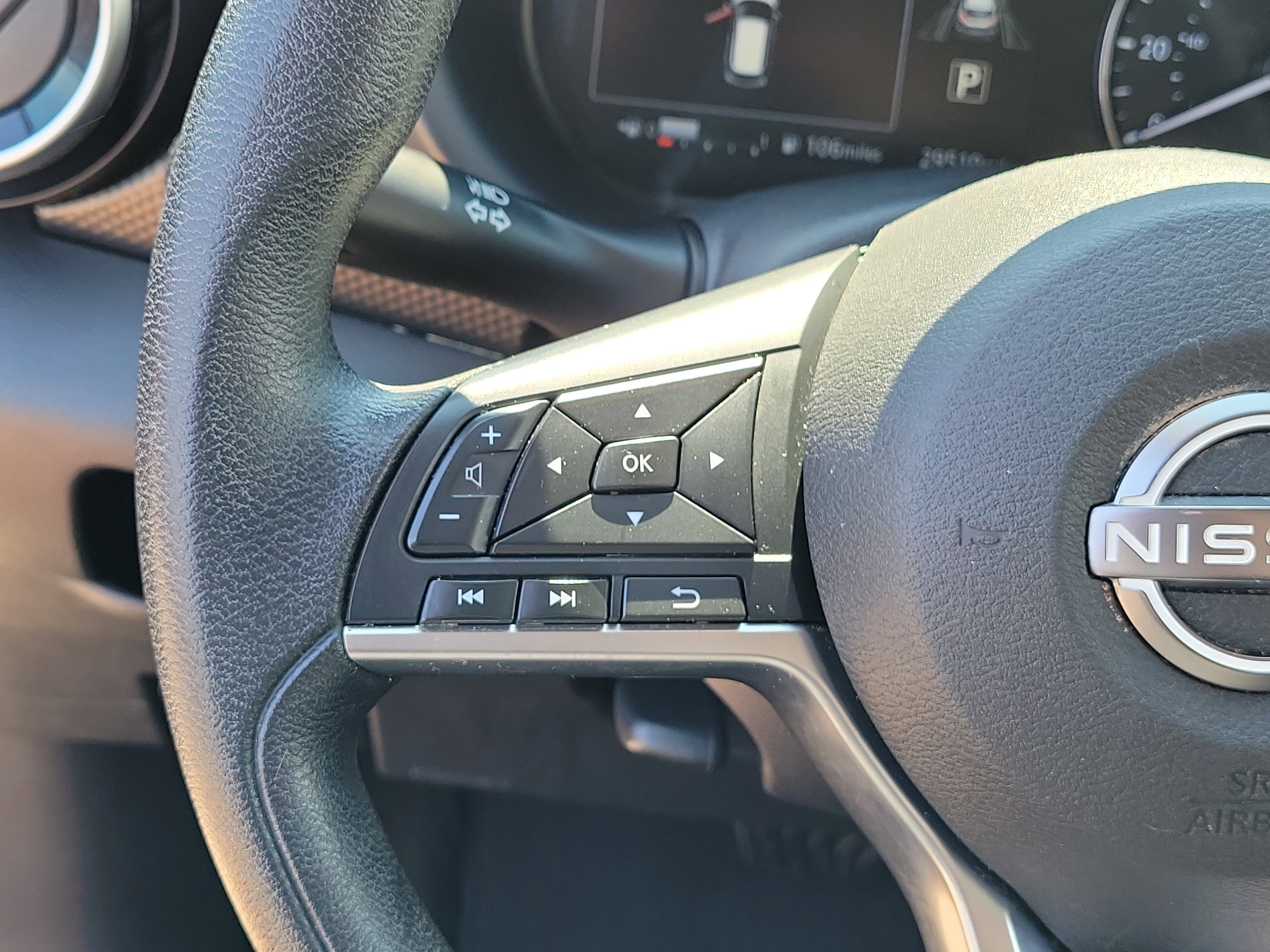 Used 2023 Nissan Kicks SV image 23