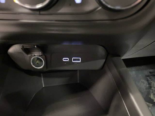 Used 2024 Chevrolet Trax RS w/ Driver Confidence Package image 23