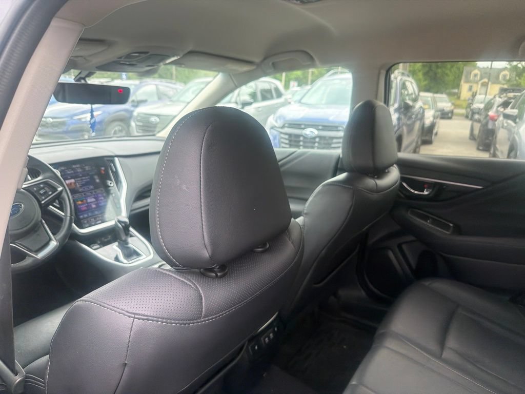 Used 2022 Subaru Outback Limited AWD/4WD image 21