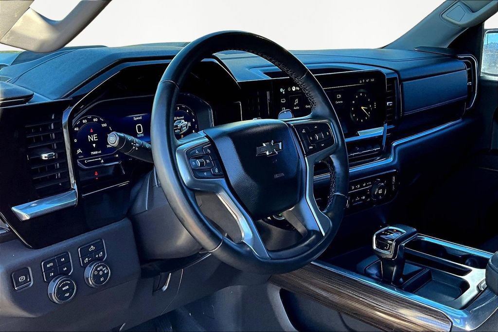 Used 2023 Chevrolet Silverado 1500 LT Trail Boss w/ Protection Package image 13