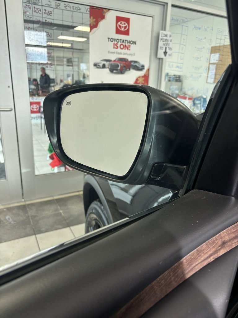 Used 2020 Nissan Murano Platinum image 8