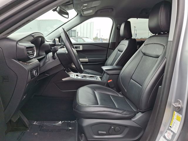 Used 2023 Ford Explorer Limited image 13