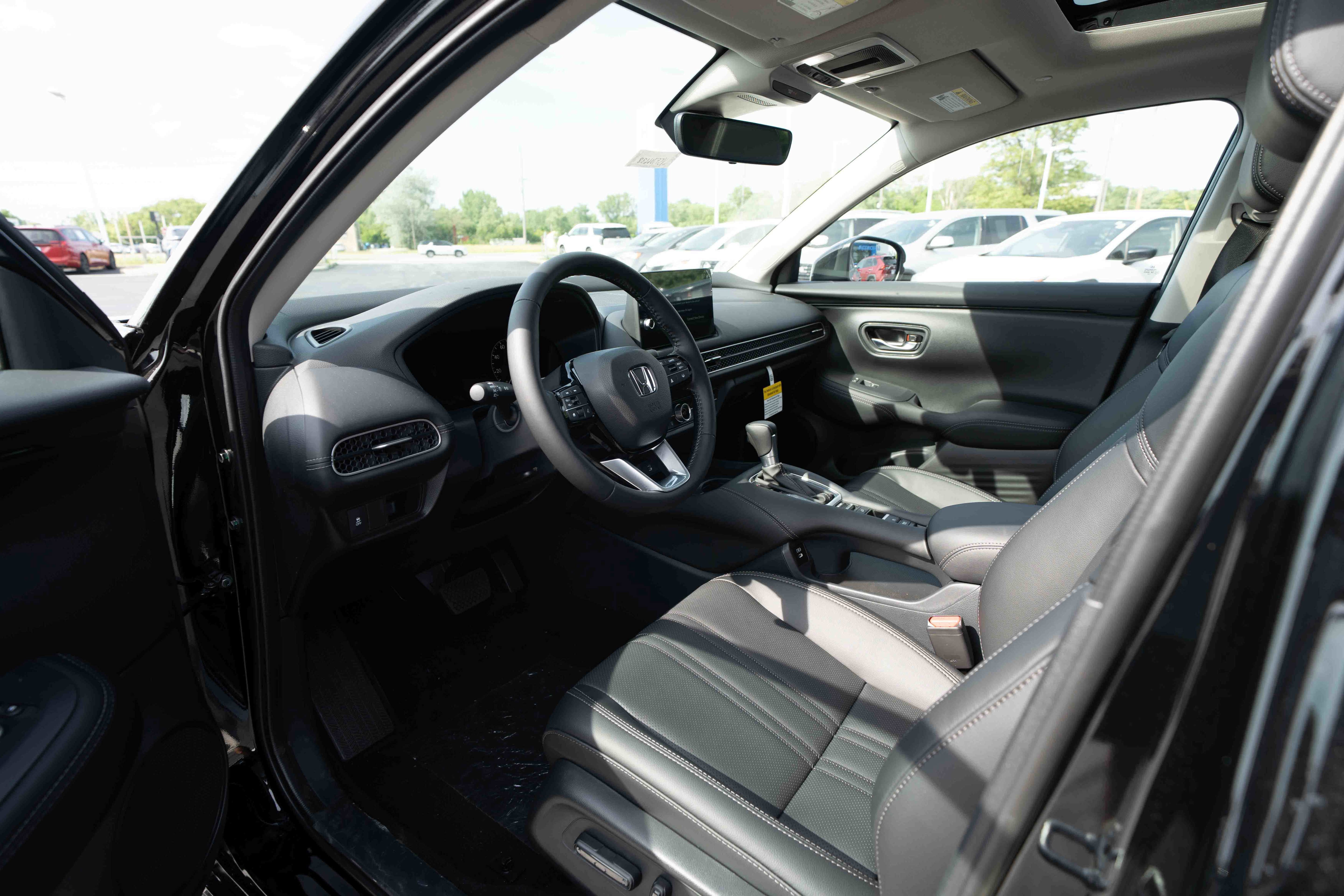 New 2027 Honda HR-V EX-L image 8