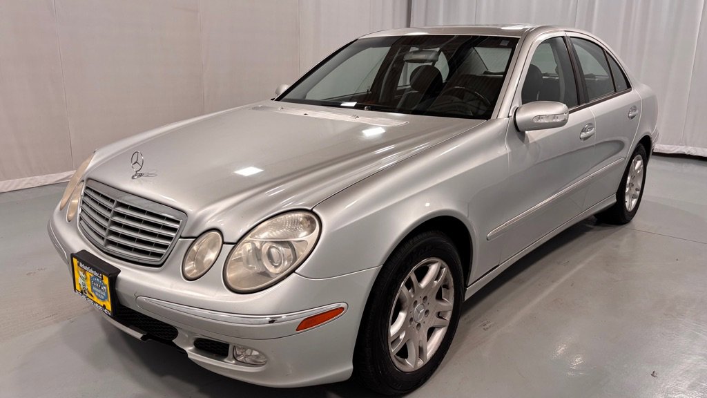 Used 2004 Mercedes-Benz E 320 4MATIC Sedan image 1