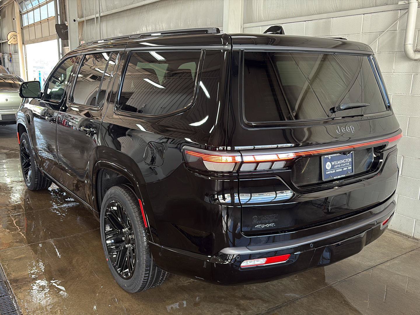 New 2026 Jeep Grand Wagoneer Limited AWD/4WD image 47