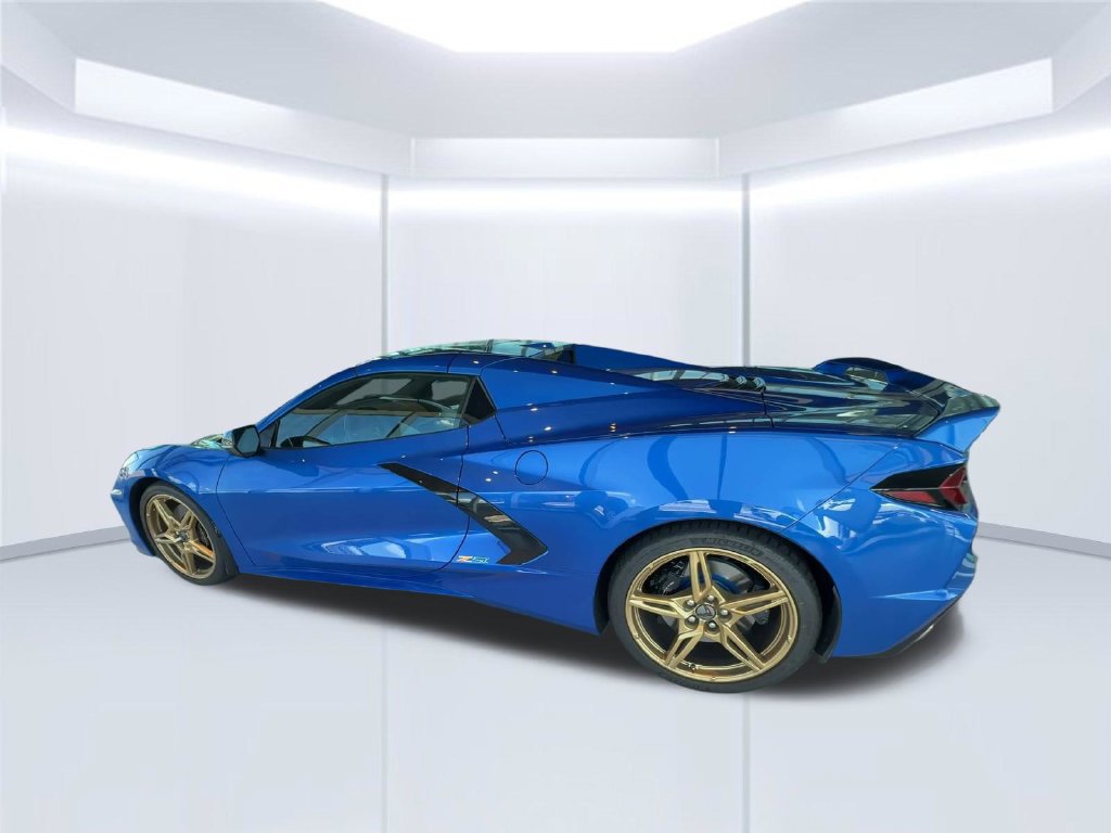 Used 2023 Chevrolet Corvette Stingray Preferred Conv w/ Z51 Performance Package RWD image 7