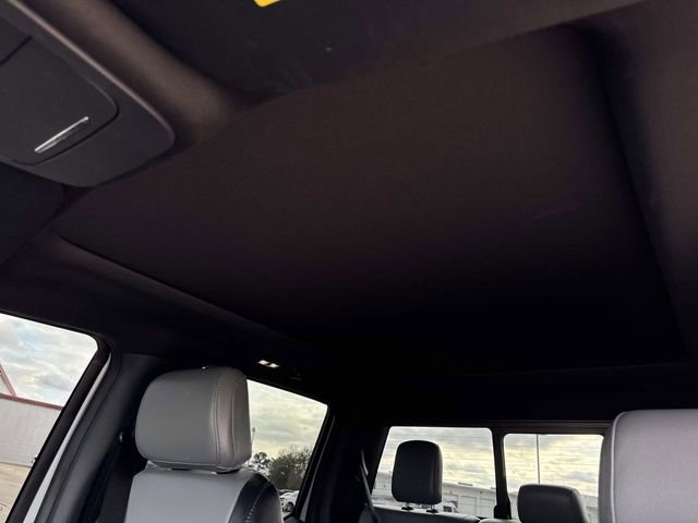 Used 2024 Ford F150 Lightning Lariat image 22