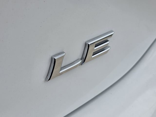Used 2025 Toyota Camry LE FWD image 8