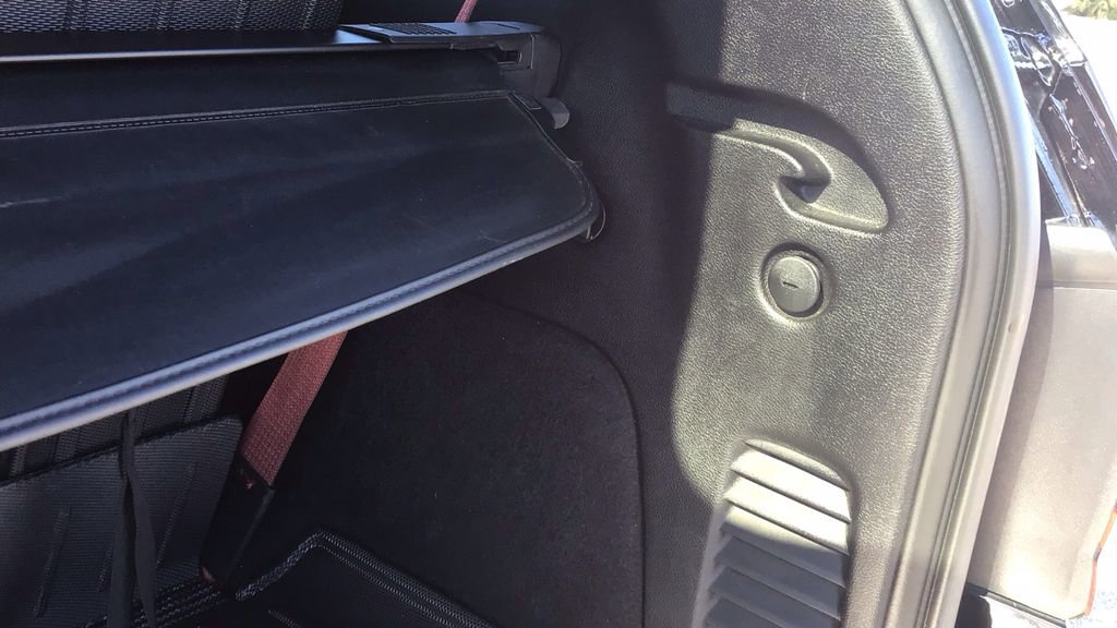 Used 2020 Dodge Durango SRT w/ SRT Interior Appearance Group image 10