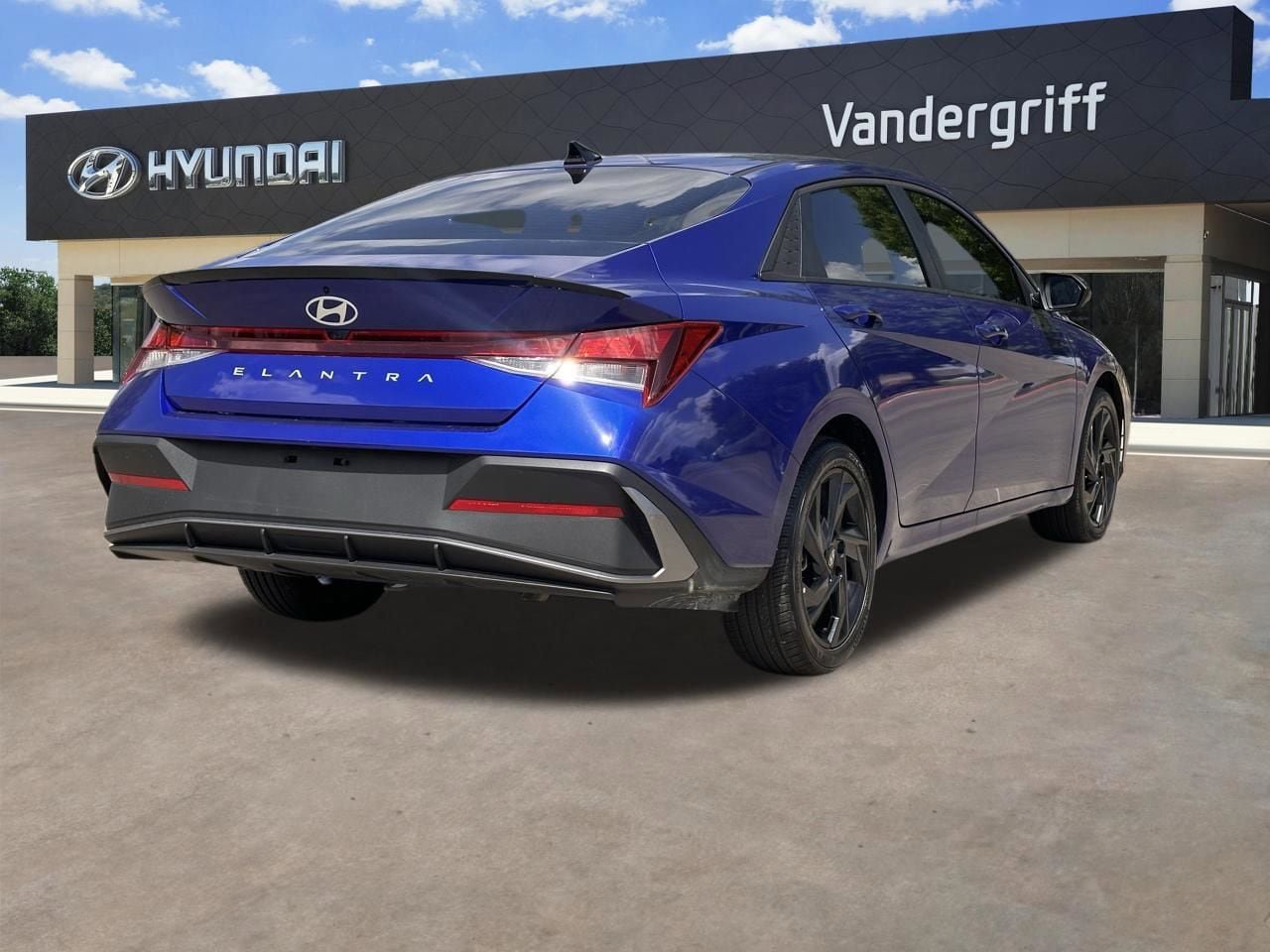 Certified 2026 Hyundai Elantra Sport FWD image 14