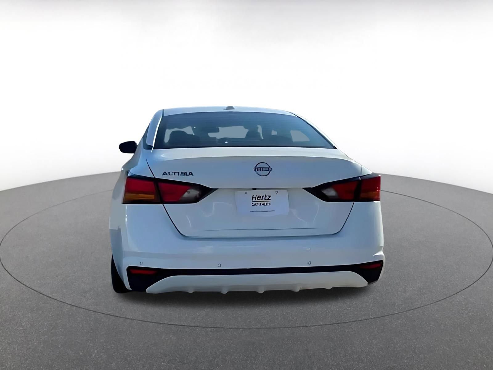 Used 2025 Nissan Altima 2.5 SV image 12