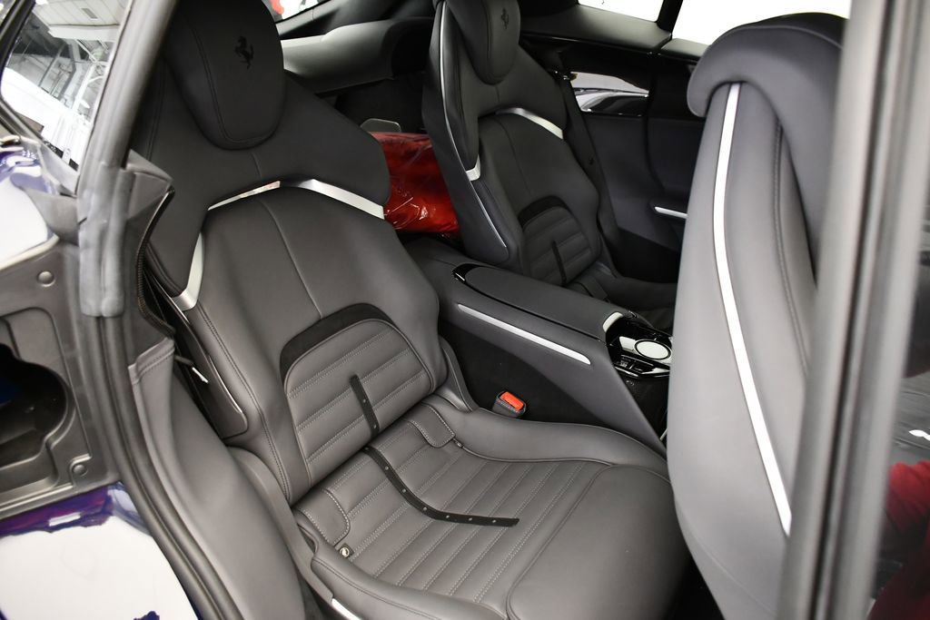 Used 2023 Ferrari Purosangue image 54