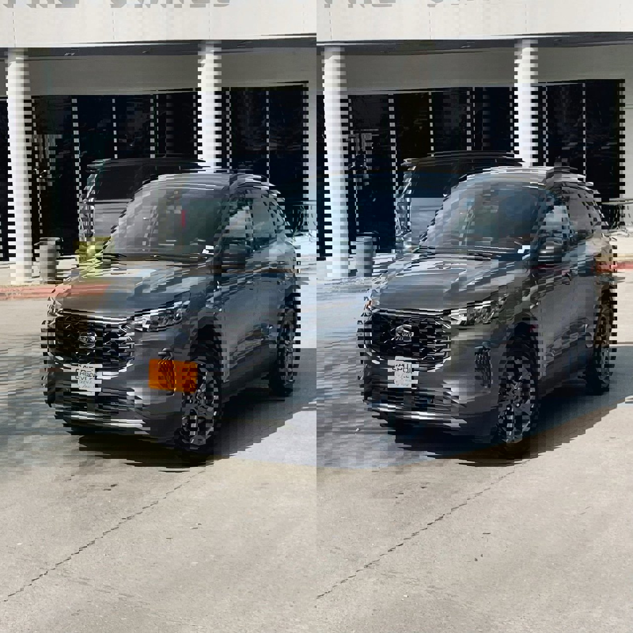 Used 2025 Ford Escape ST-Line image 9