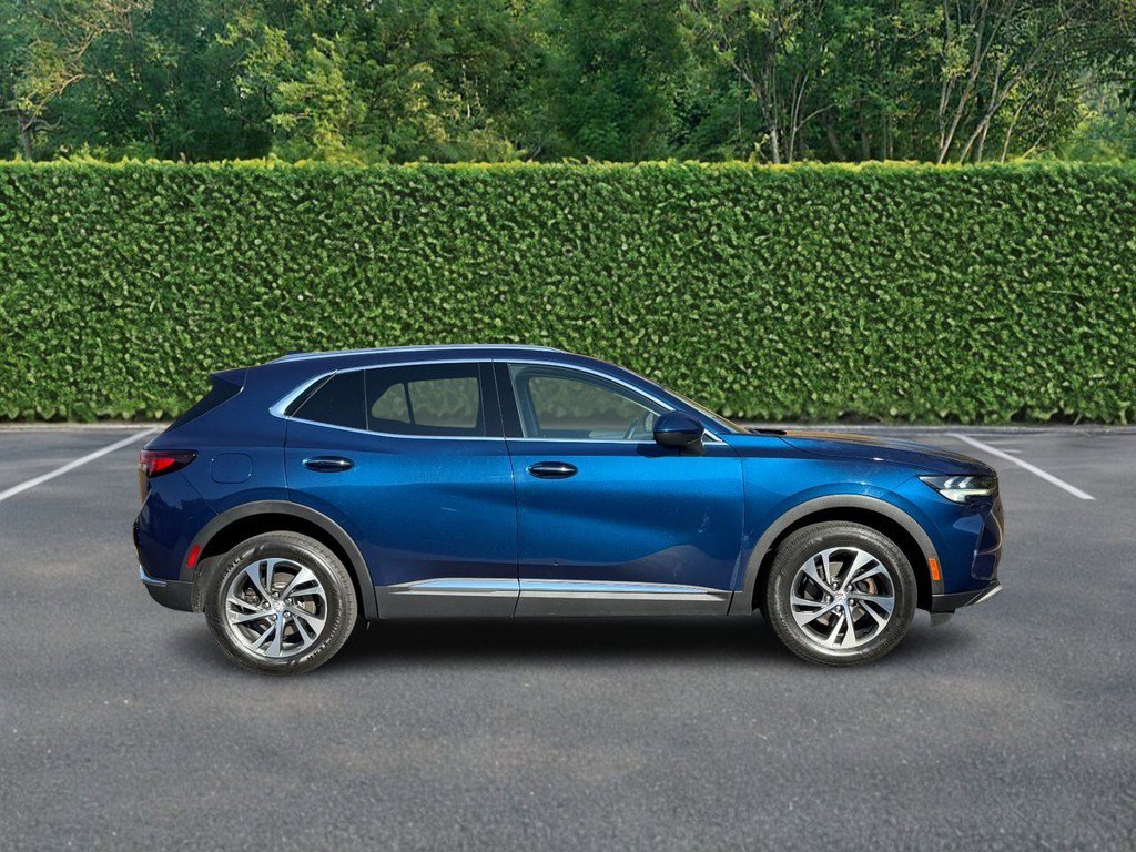 Used 2022 Buick Envision Essence w/ Safety Package image 2