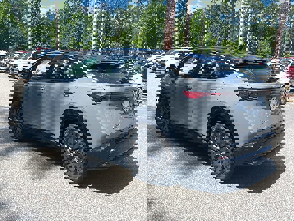 New 2023 Nissan Ariya FWD image 12