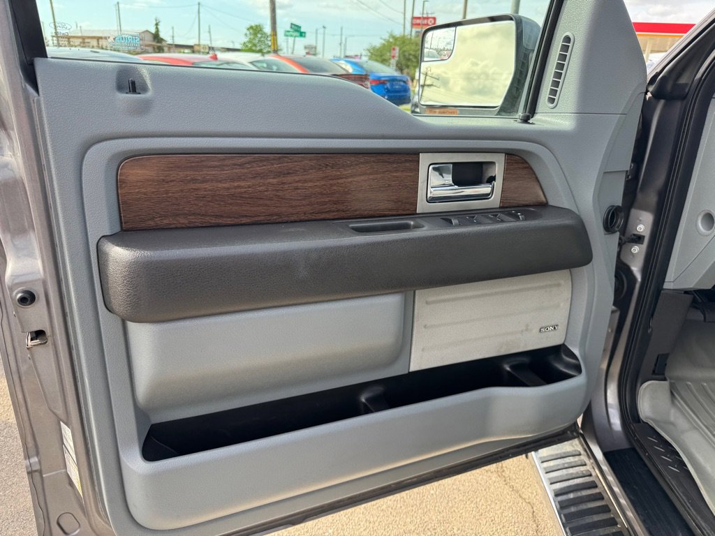 Used 2014 Ford F150 Lariat w/ Equipment Group 502A Luxury AWD/4WD image 25