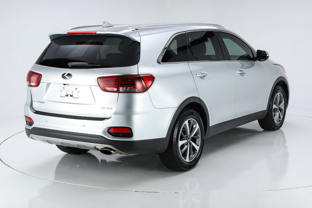 Used 2019 Kia Sorento EX FWD image 11