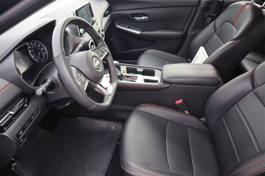Certified 2025 Nissan Sentra SR w/ SR Premium Package image 17