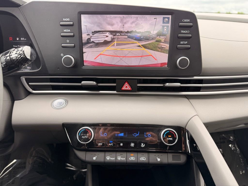 Used 2023 Hyundai Elantra Blue FWD image 18