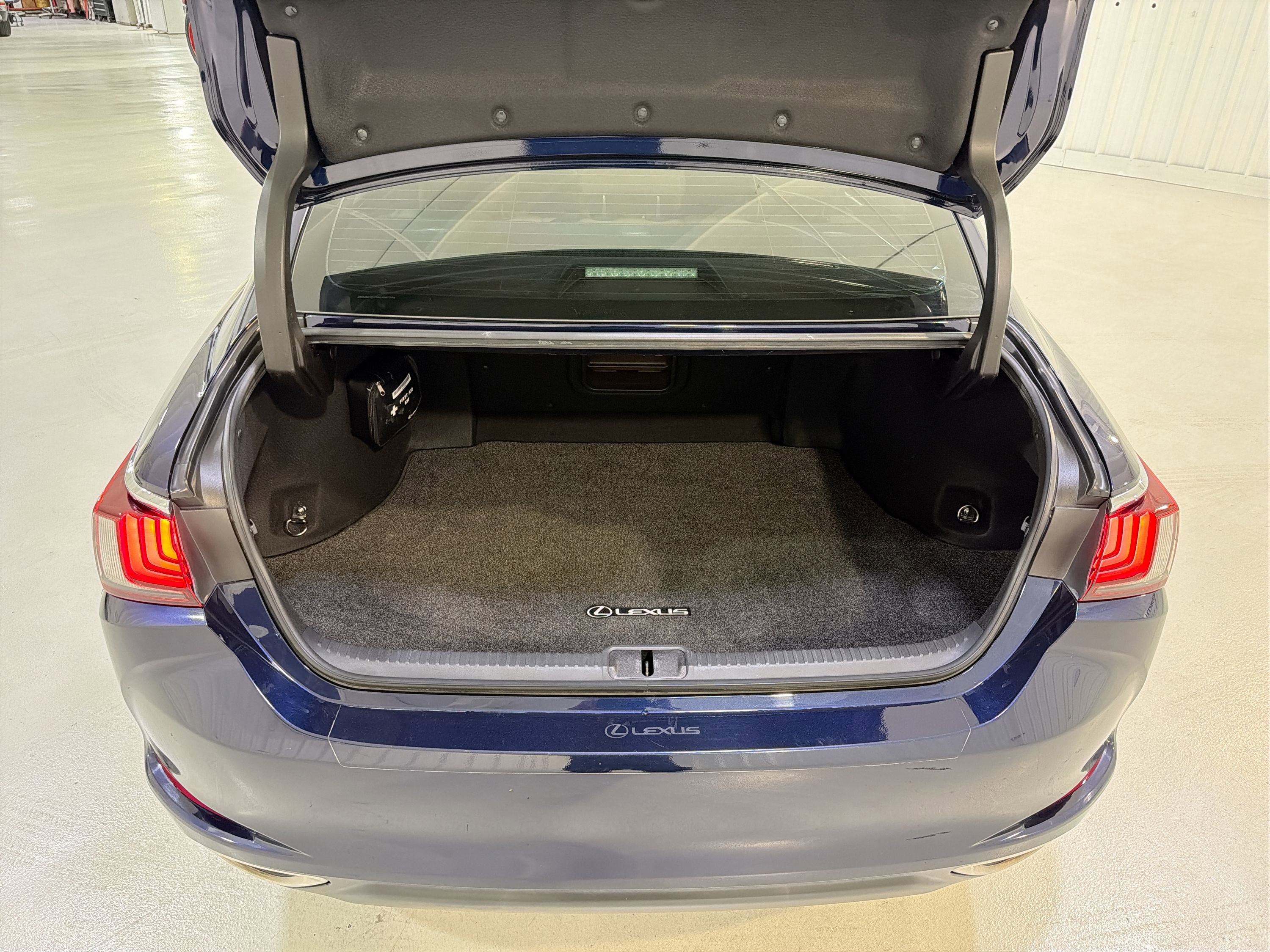 Used 2019 Lexus ES 350 w/ Accessory Package 2 FWD image 27