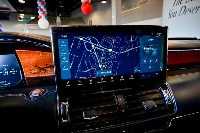 Used 2022 Lincoln Navigator L Black Label image 44