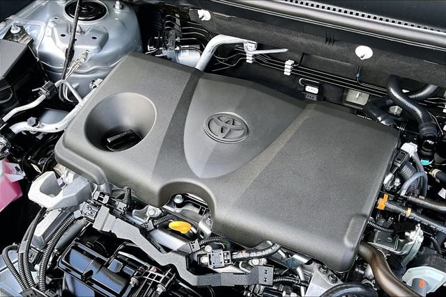 Used 2025 Toyota RAV4 XLE Premium w/ Weather Package AWD/4WD image 31