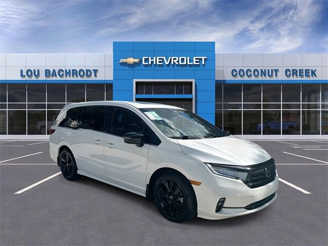 Used 2023 Honda Odyssey Sport image 2