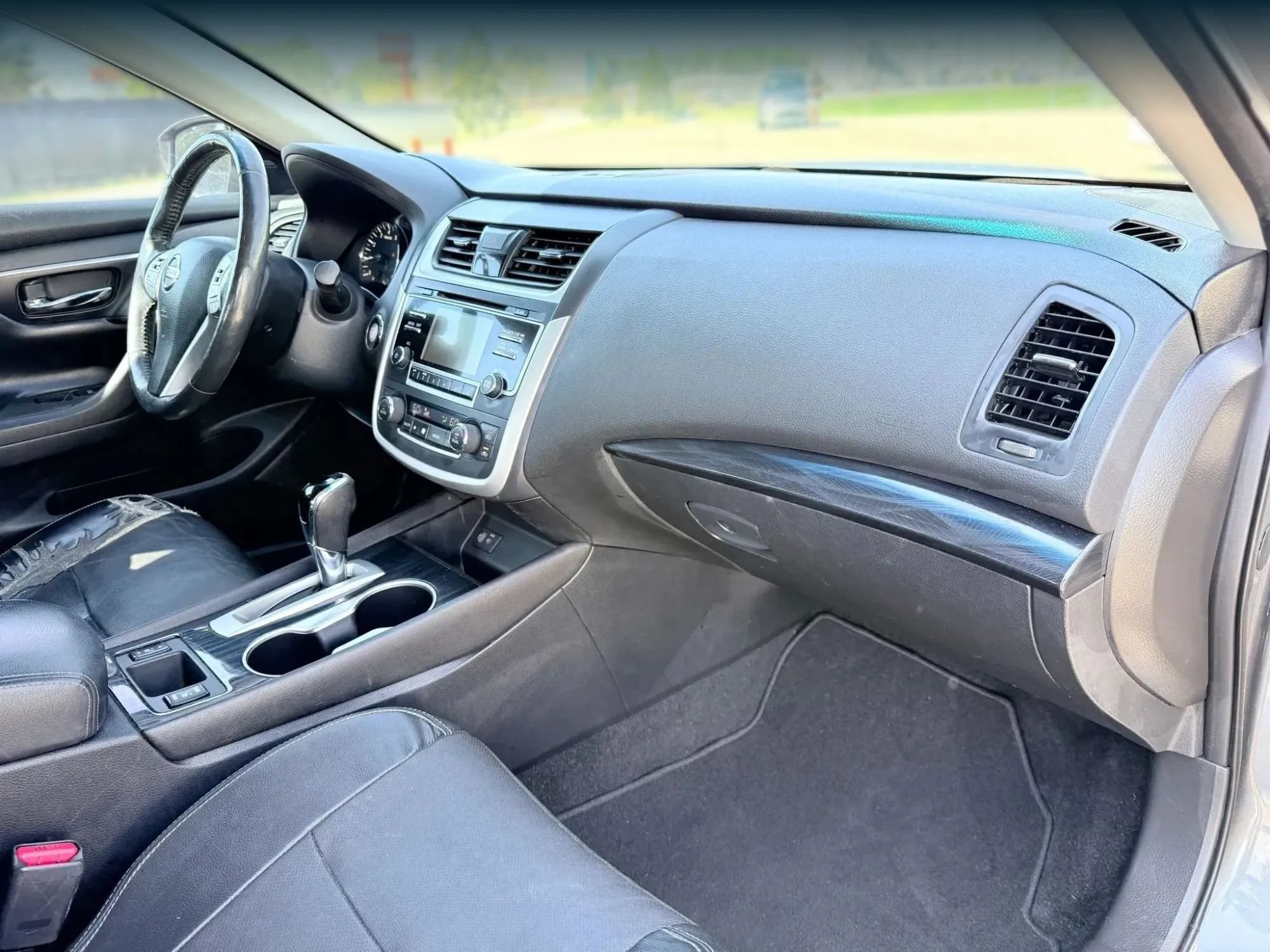 Used 2017 Nissan Altima 2.5 SL w/ Moonroof Package FWD image 19