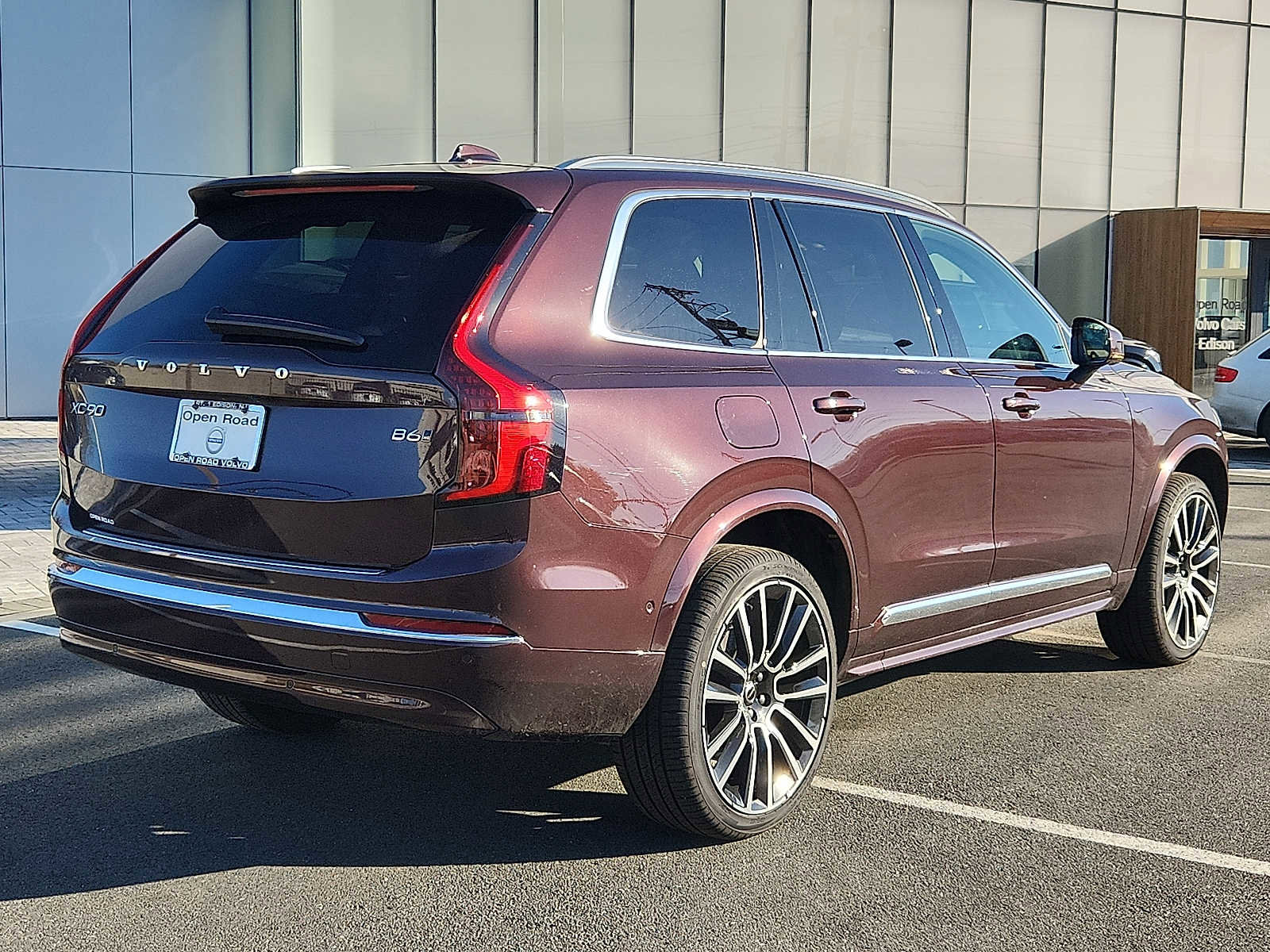 Used 2026 Volvo XC90 B6 Plus w/ Protection Package Premier image 6