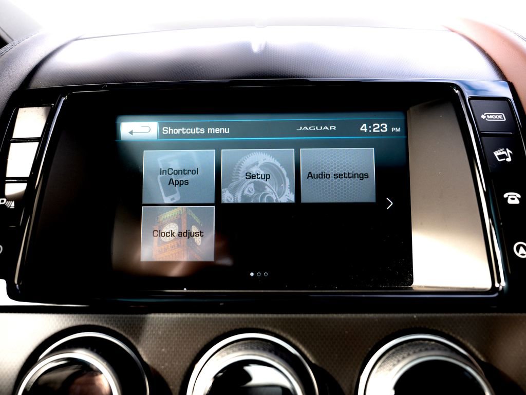 Used 2016 Jaguar F-TYPE S image 25