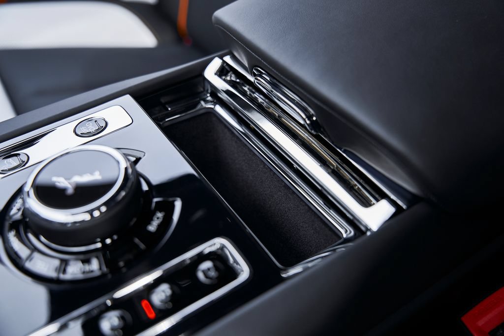 Used 2026 Rolls-Royce Cullinan AWD/4WD image 70
