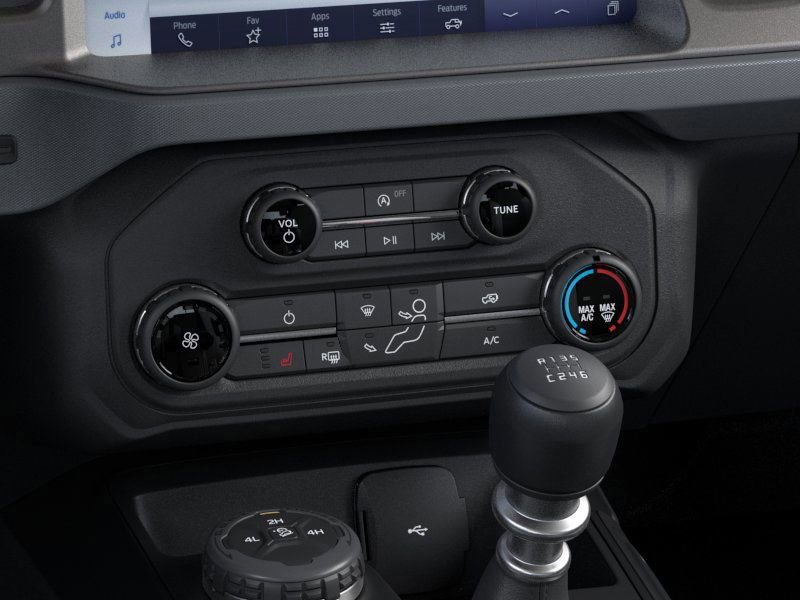 New 2025 Ford Bronco 4-Door image 33