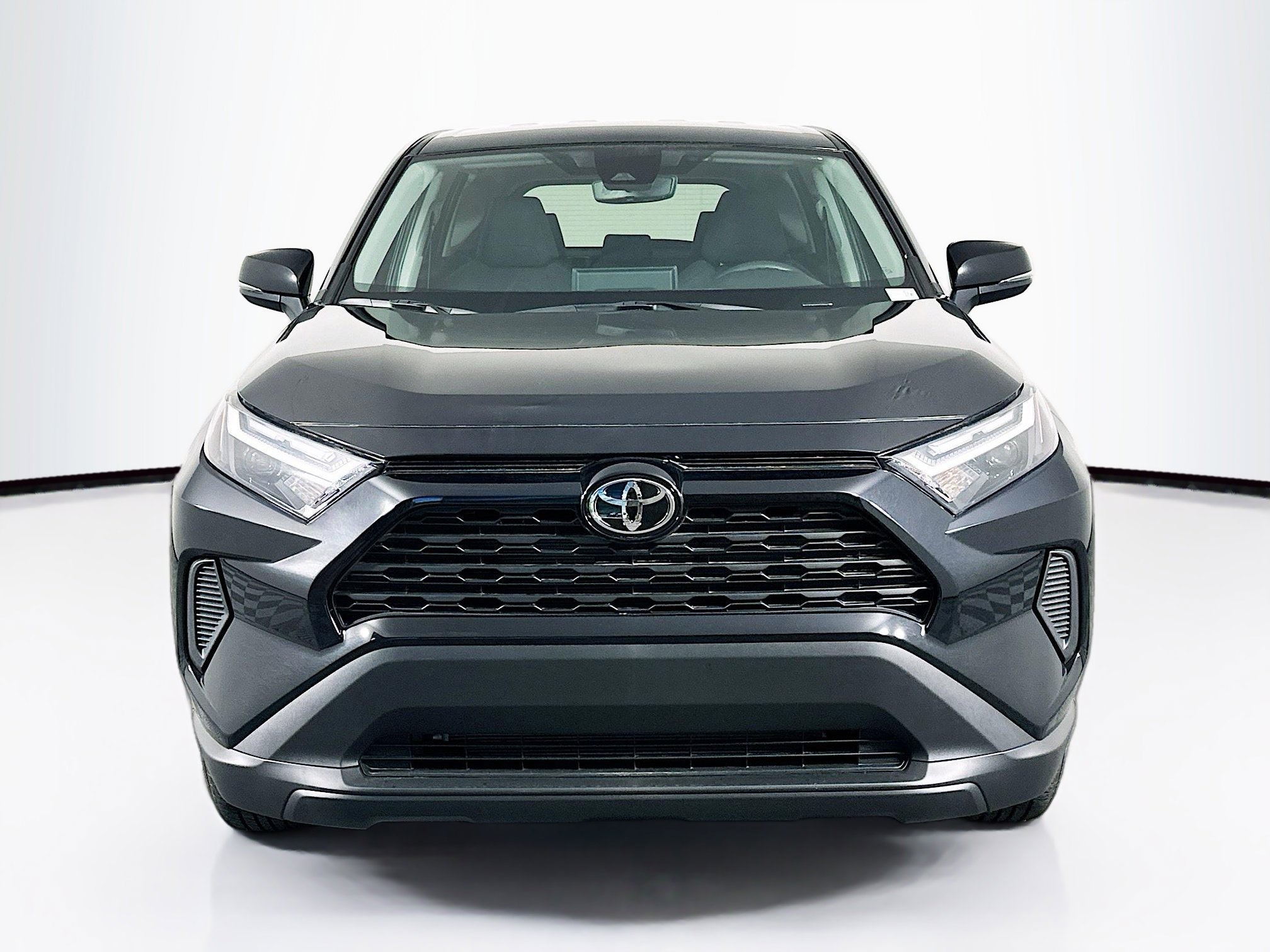 Used 2025 Toyota RAV4 LE image 2