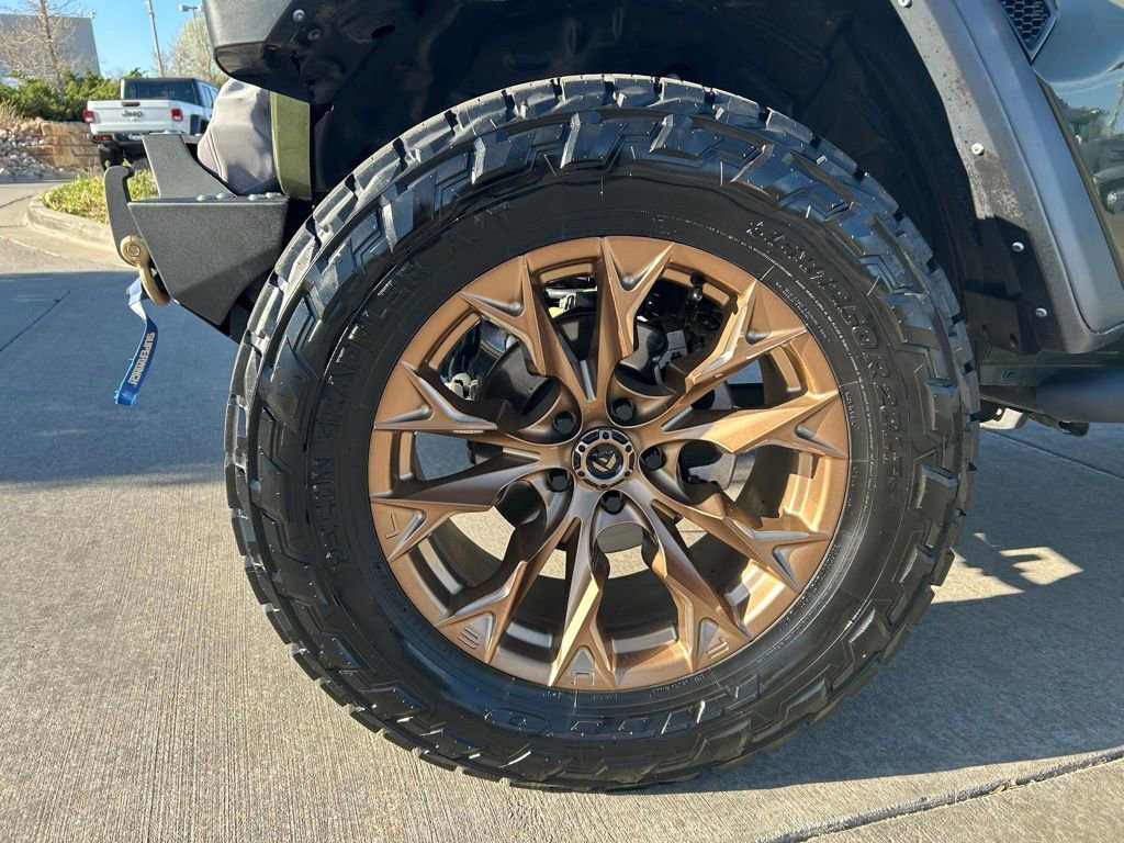 Used 2022 Jeep Gladiator Rubicon AWD/4WD image 32