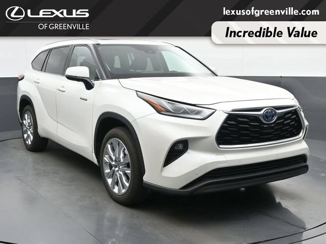 Used 2021 Toyota Highlander Limited FWD image 2