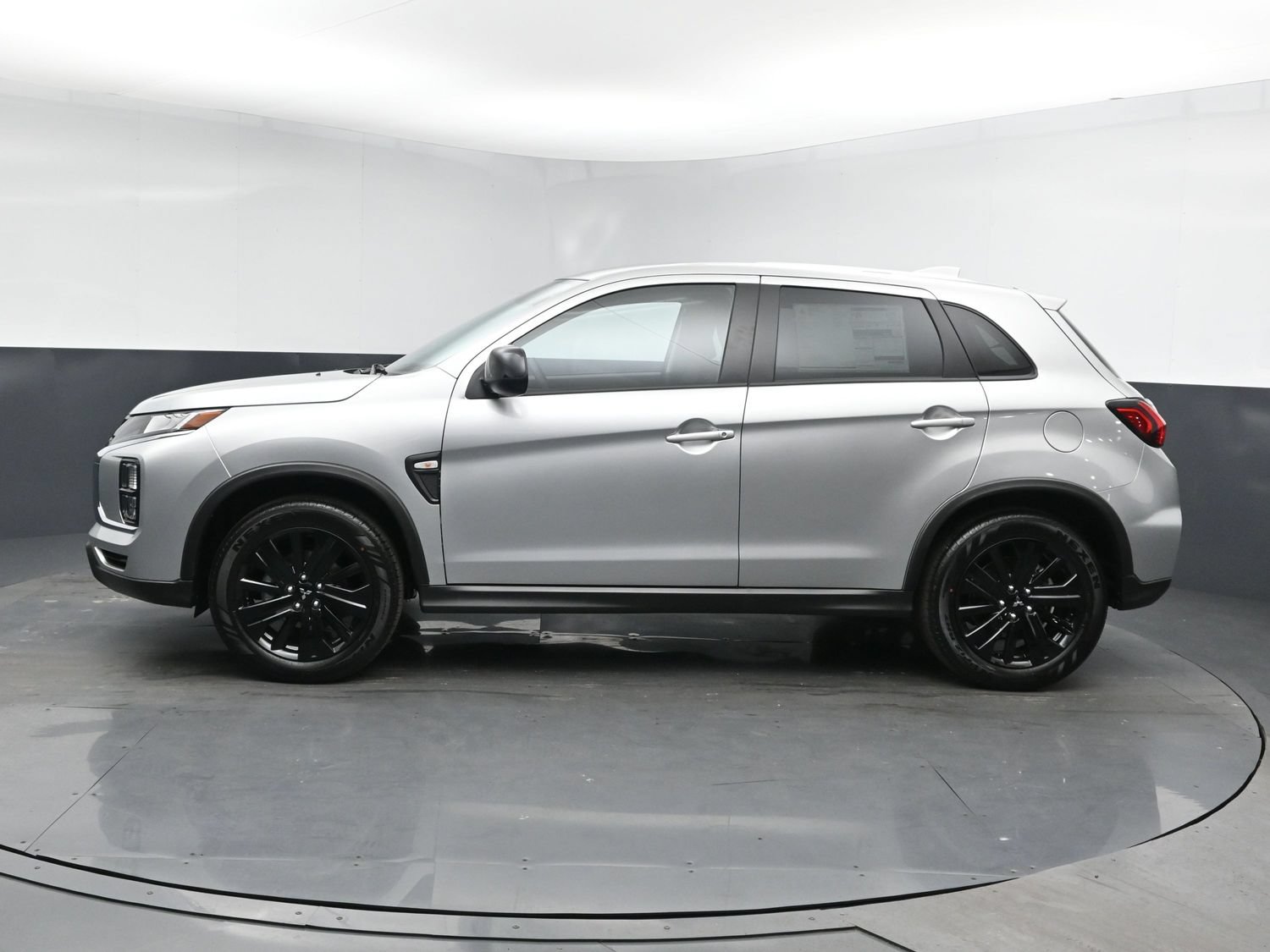 New 2026 Mitsubishi Outlander Sport LE AWD/4WD image 4