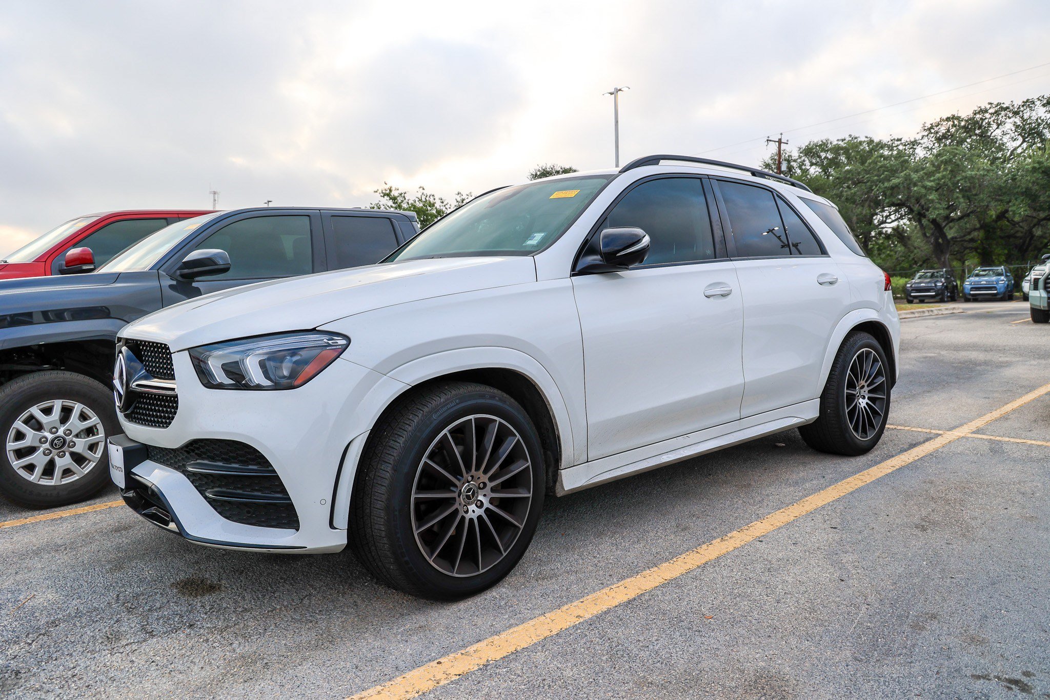 Used 2022 Mercedes-Benz GLE 350 image 3