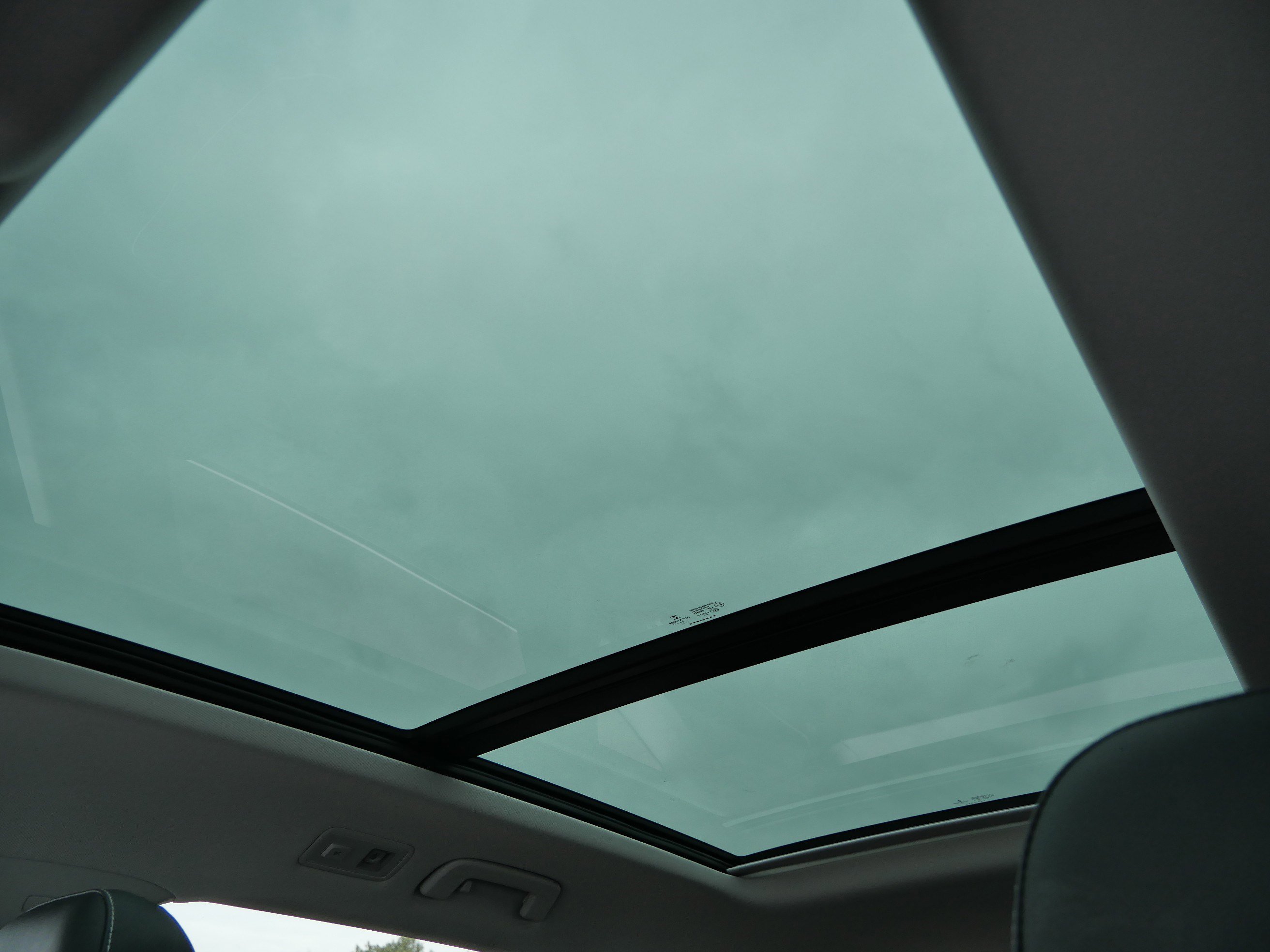 Certified 2023 Volkswagen Taos SE w/ Panoramic Sunroof Package image 34