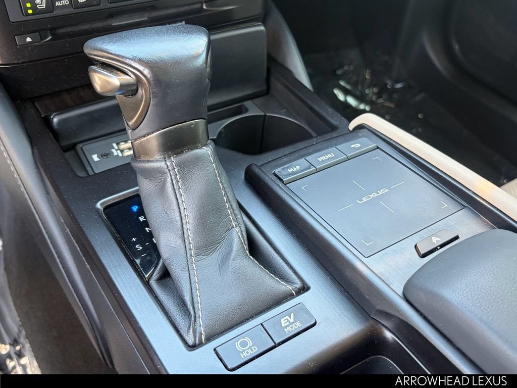 Used 2019 Lexus ES 300h w/ Accessory Package 2 FWD image 27