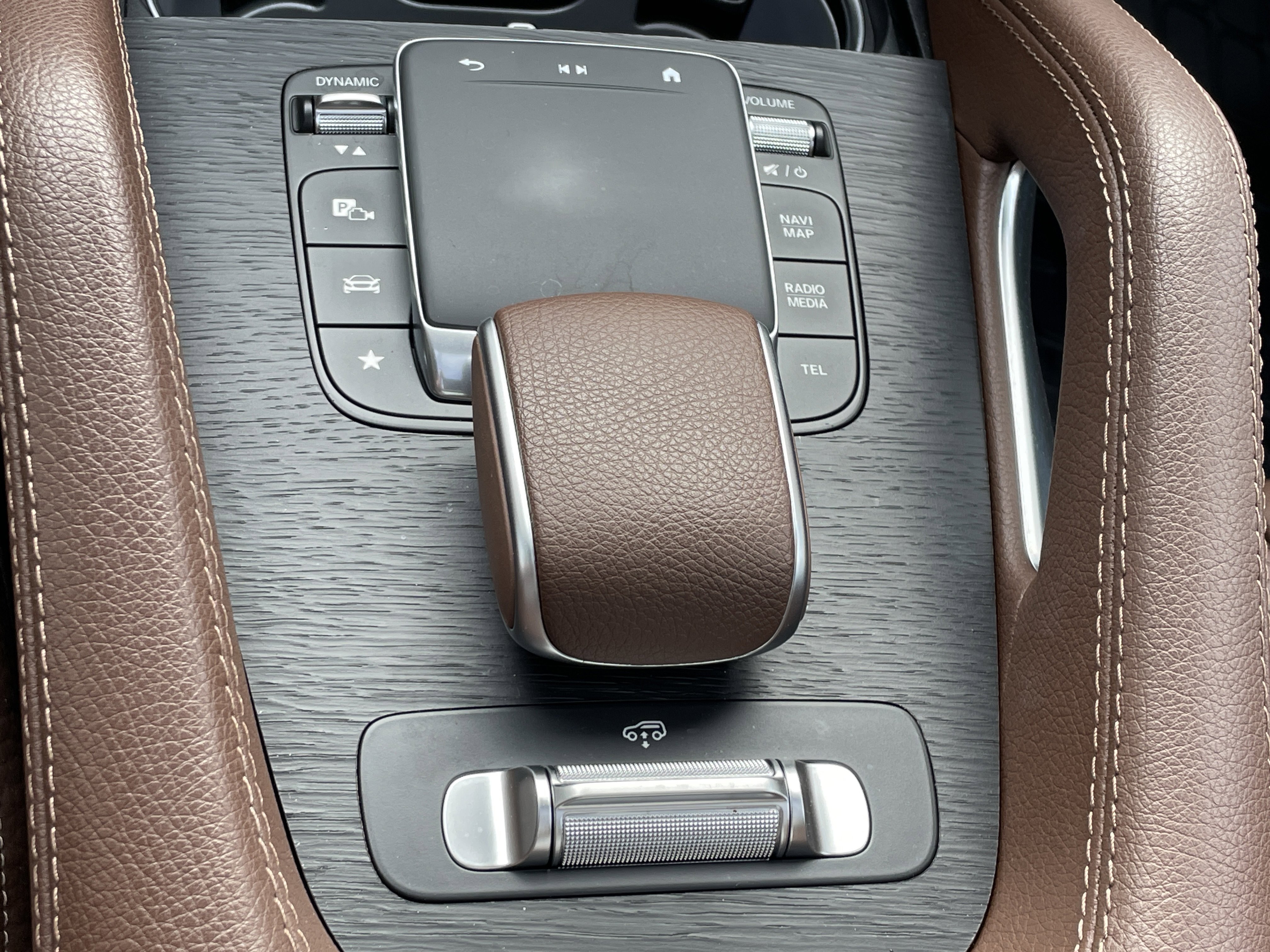 Certified 2024 Mercedes-Benz GLS 580 4MATIC image 36