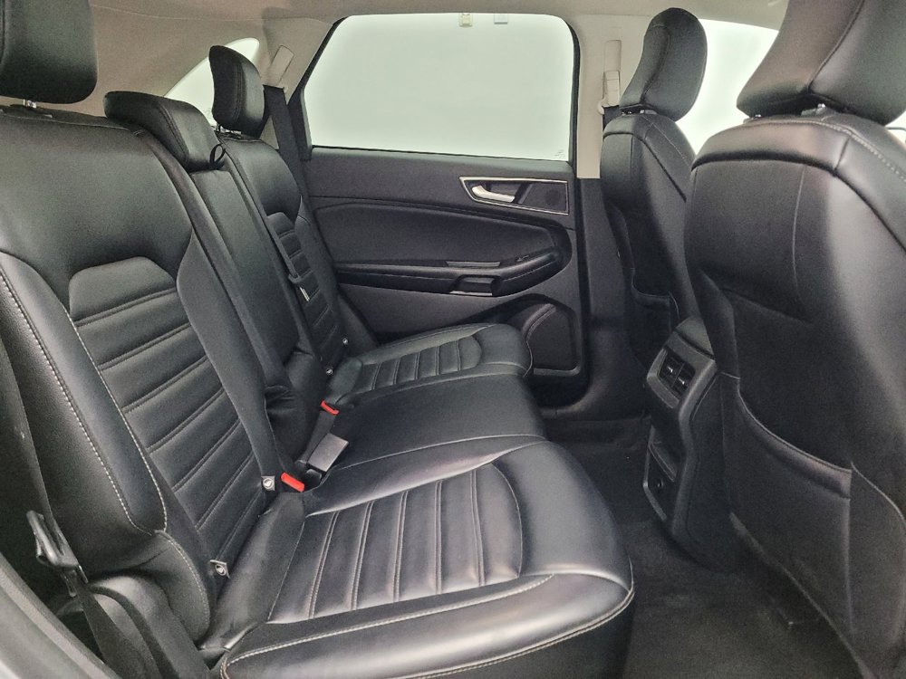 Used 2024 Ford Edge SEL image 19