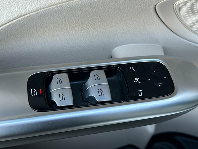 Used 2024 Mercedes-Benz C 300 4MATIC Sedan image 13