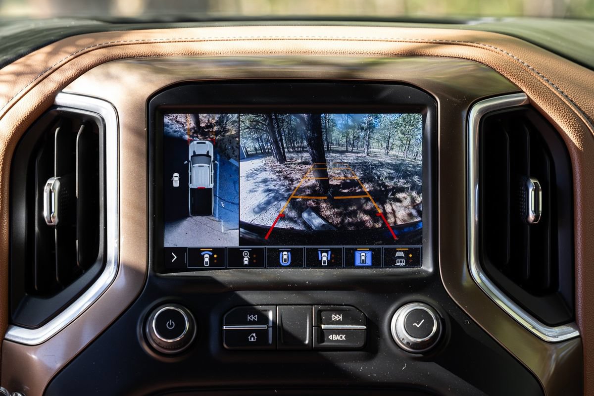Used 2021 Chevrolet Silverado 3500 High Country w/ Z71 Off-Road Package AWD/4WD image 25