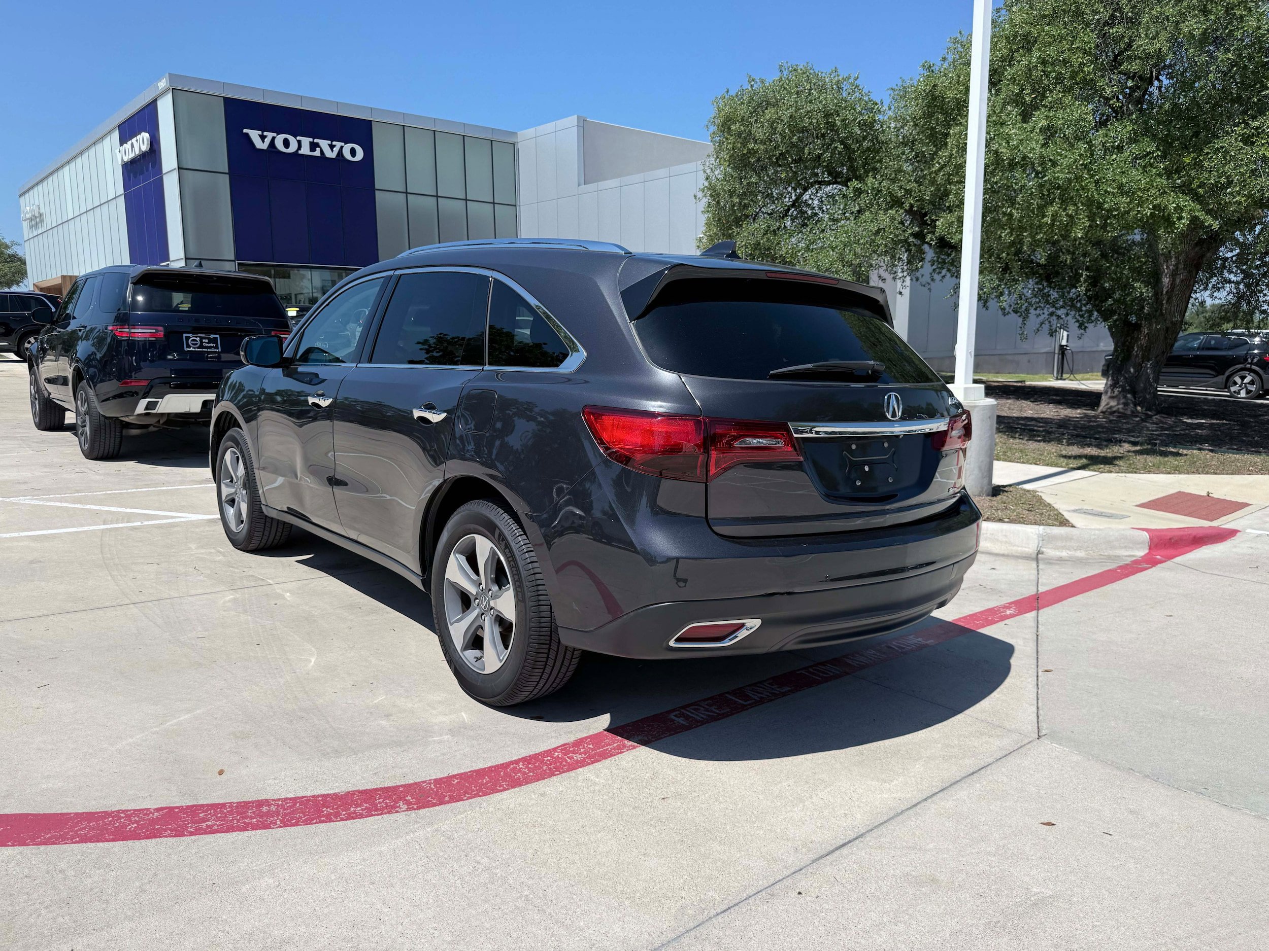 Used 2016 Acura MDX SH-AWD image 4