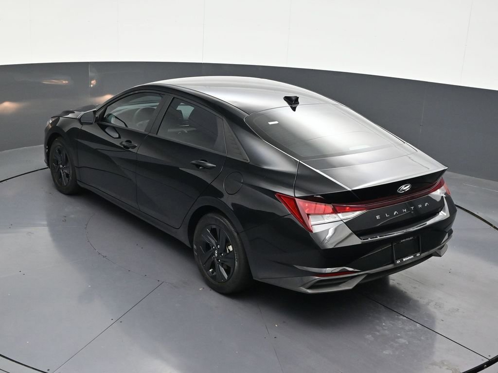 Used 2023 Hyundai Elantra SEL FWD image 24